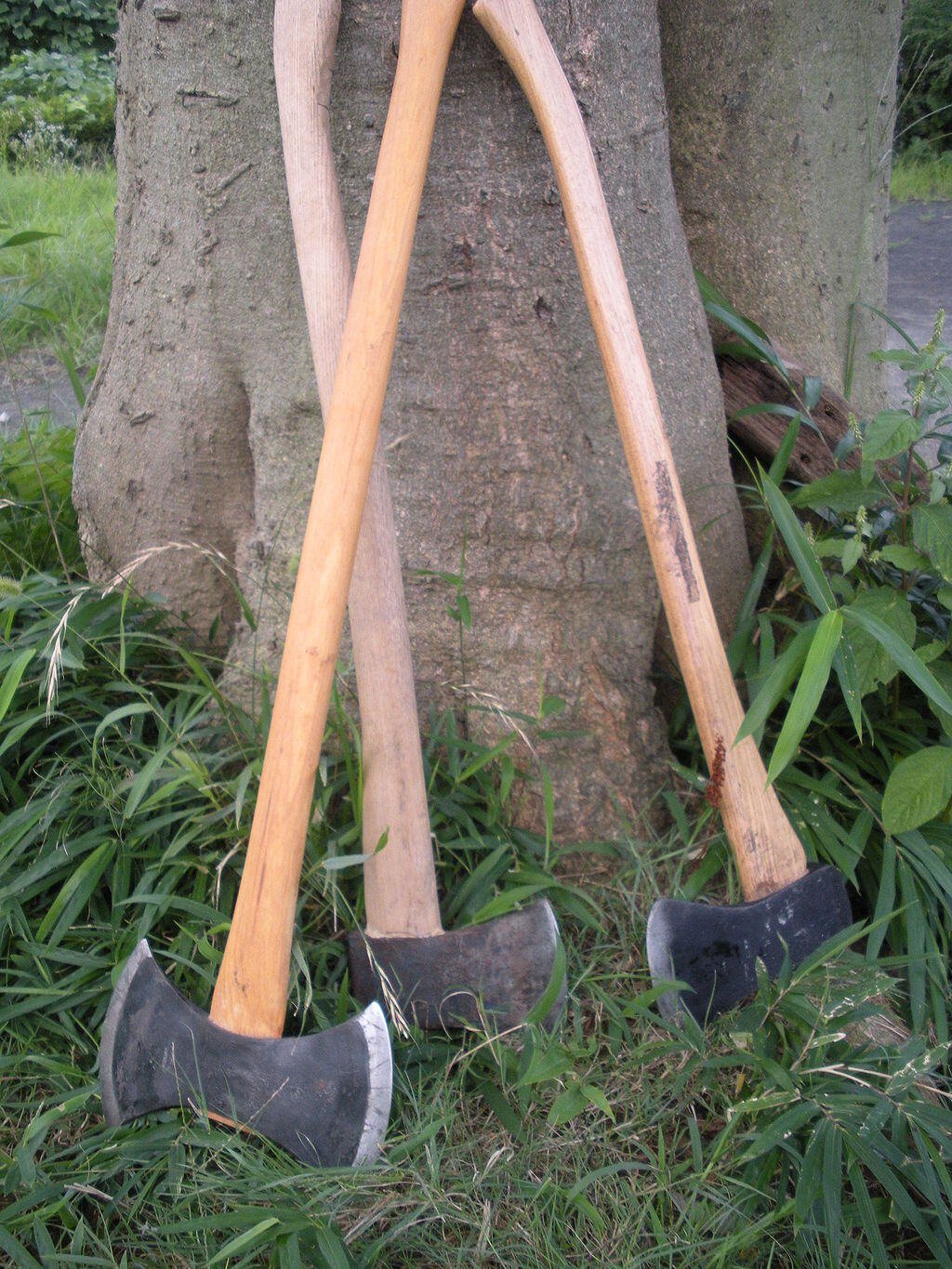 tree felling axes